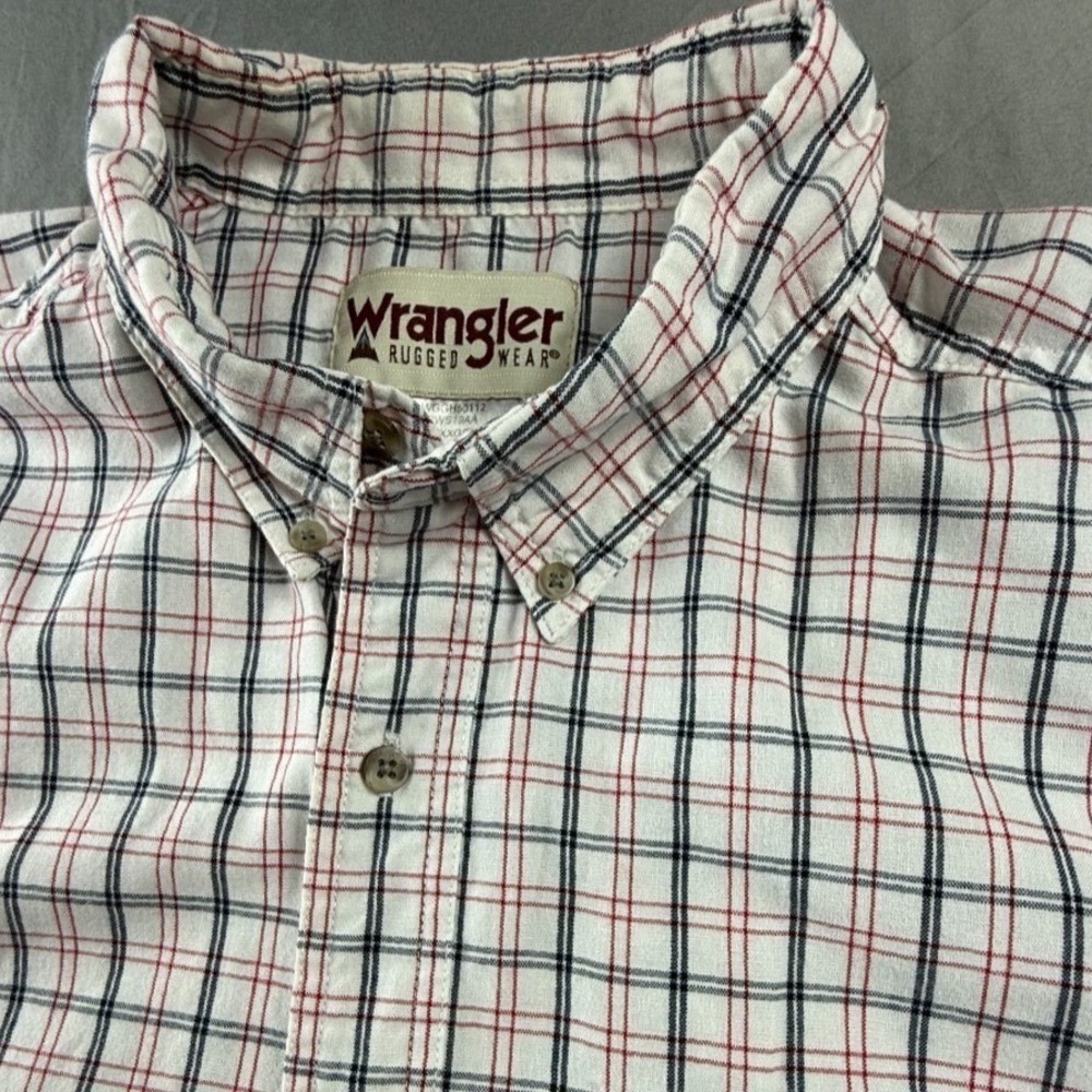 Wrangler Rugged Wear Mens 2XL Short Sleeve White Plaid Button Down Shirt Casual